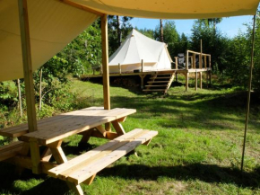 Glamping tent in a forest, lake view, Bjuräker